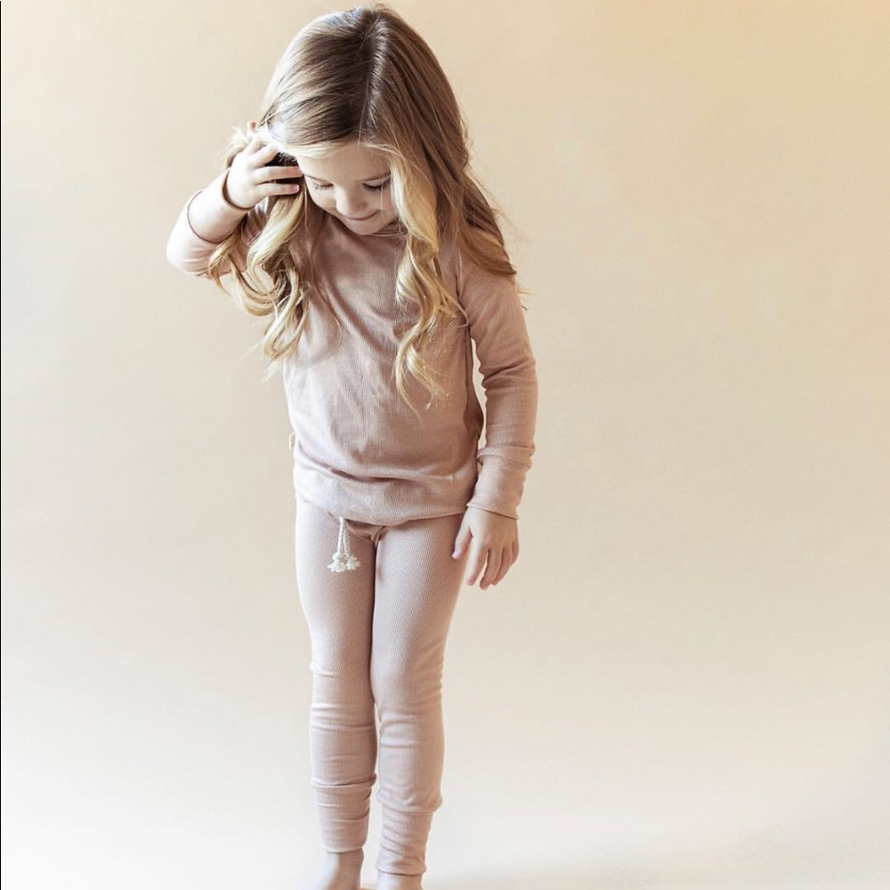 Childhoods ribbed night set size 18-24 clay pink